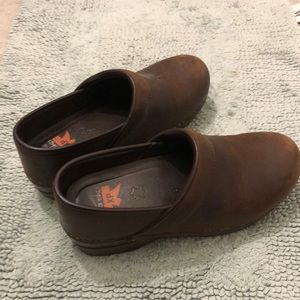 Brown clogs